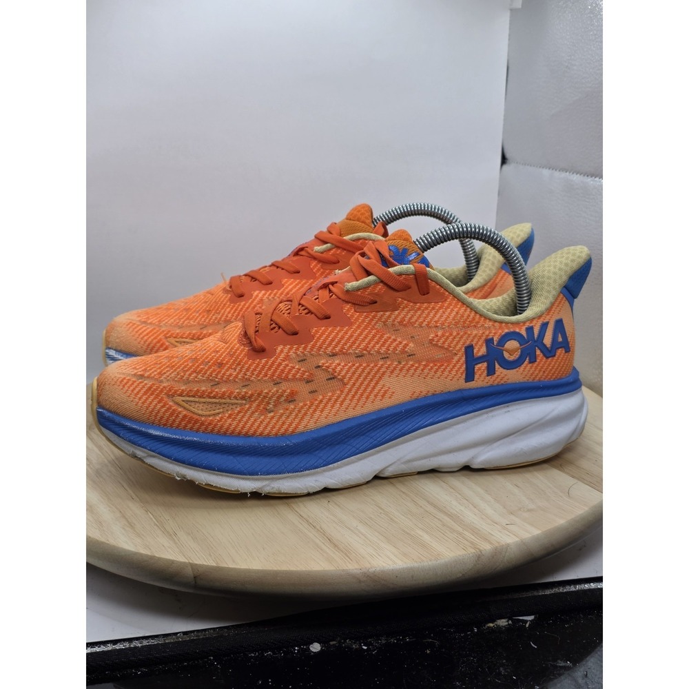 Mens‎ Size 8D - Hoka One One Clifton 9 Sneakers Vibrant Orange Impala Running